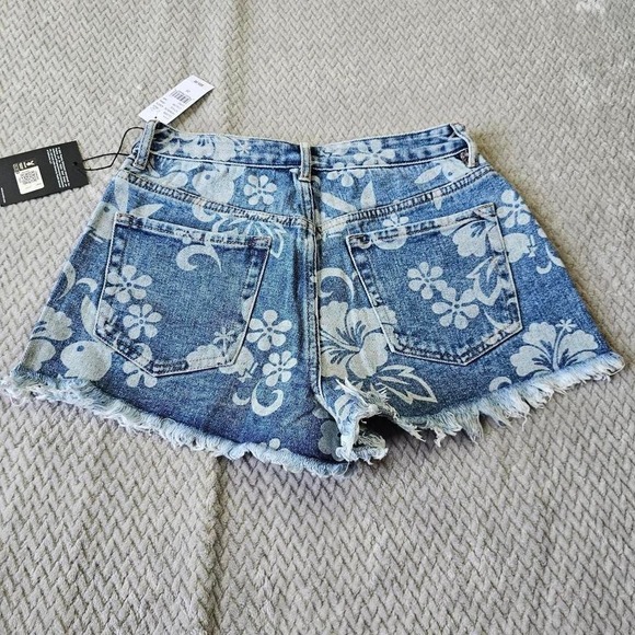 Playboy Shorts Women's 26 PacSun Floral Denim Jean Cutoff (NWT) - Picture 2 of 6